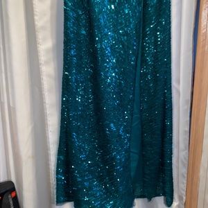 Size 8, sparkly green long dress